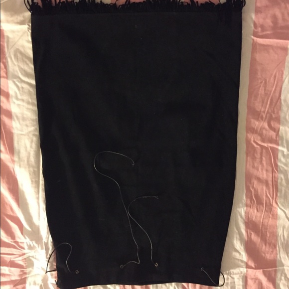 Pencil skirt fringe suede like black skirt - Picture 3 of 9